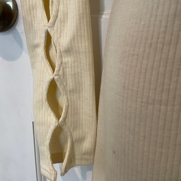 CREAM CUTOUT DETAIL MIDI DRESS - Picture 3 of 6